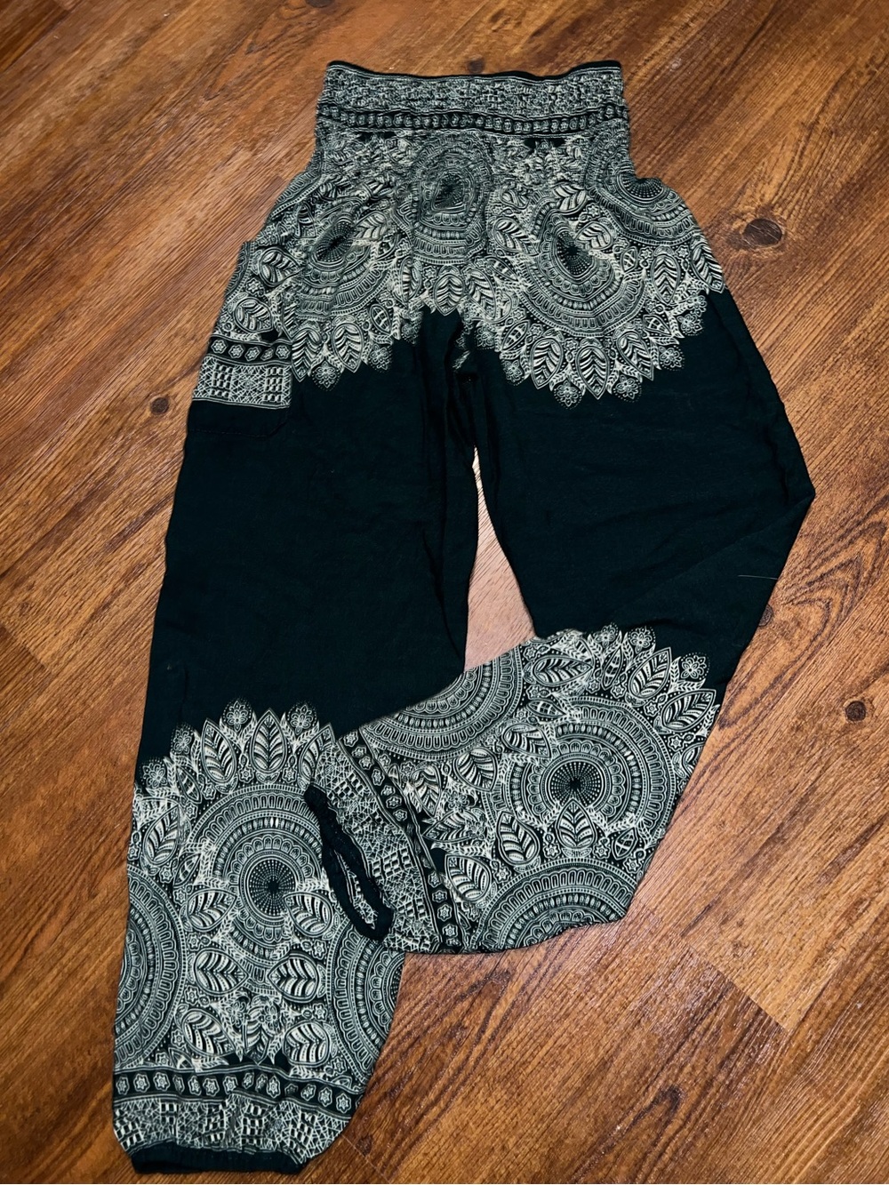 Boho Harem Pants Smocked Hippie Green Mandala Flowy Baggy Wide Leg One Size - Picture 4 of 8